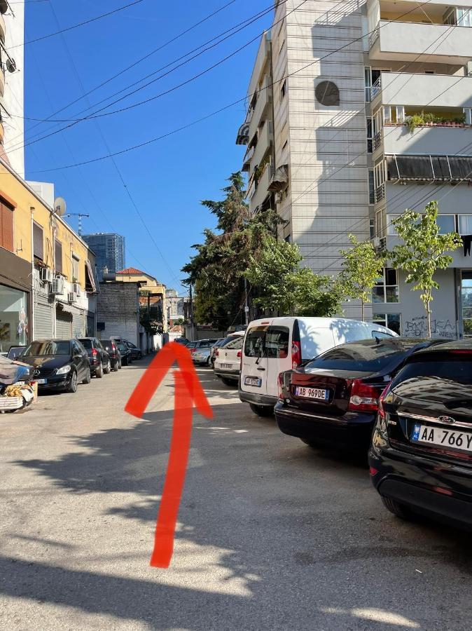 Albjona Guesthouse Tirana Buitenkant foto