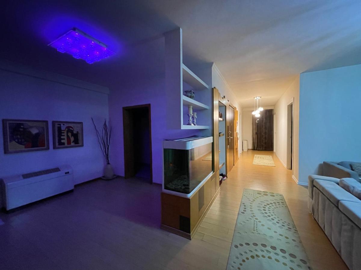 Albjona Guesthouse Tirana Buitenkant foto