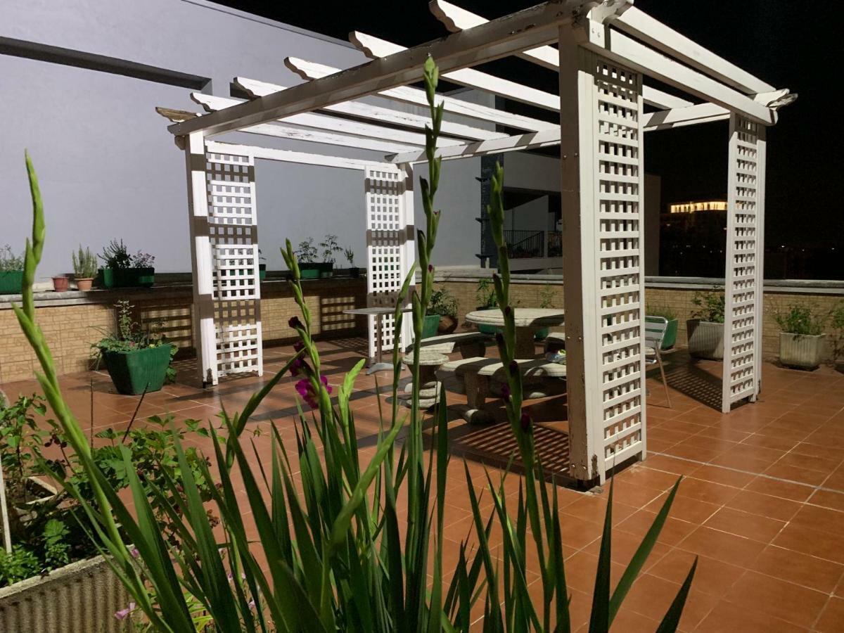 Albjona Guesthouse Tirana Buitenkant foto